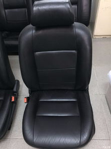 愛車雖報(bào)廢，真皮座椅卻依舊閃亮 轉(zhuǎn)讓988三廂完美座椅